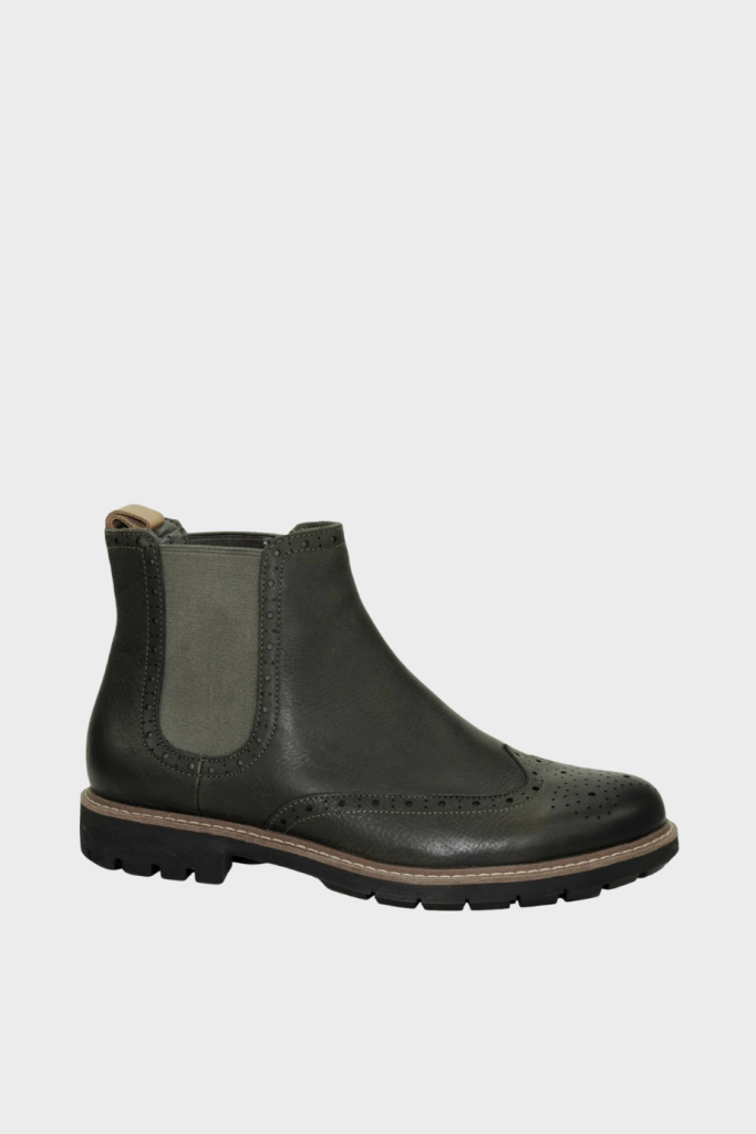 batcombe top clarks black leather 1