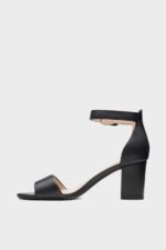 spiridoula metheniti shoes xalkida p Deva Mae clarks black leather 5
