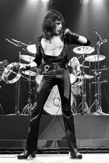 freddie mercury 4 365x545 freddie mercury 4 365x545