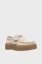 clarks torhill bee cream nubuck 1