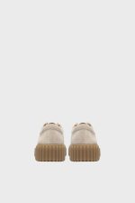 clarks torhill bee cream nubuck 6