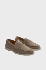 13437 11218AM Taupe ambitious 1