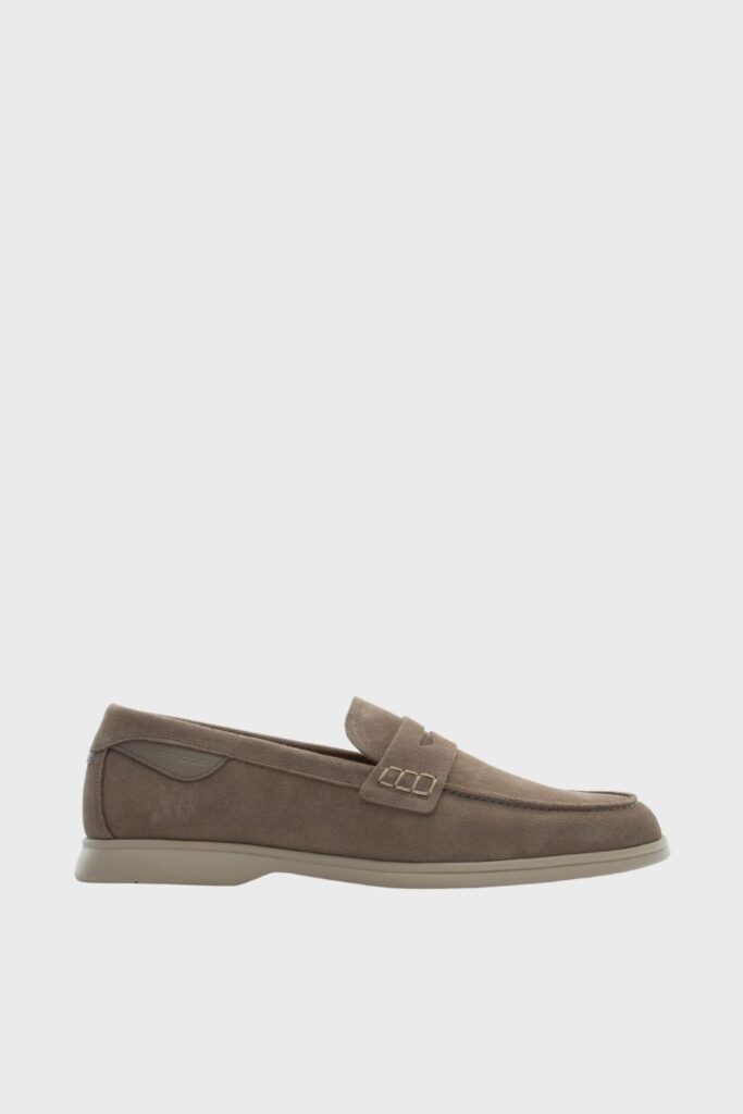 13437 11218AM Taupe ambitious