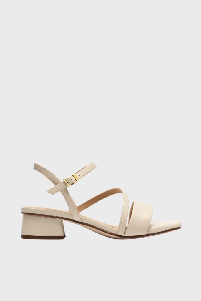 clarks serina 35 strap cream