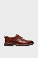 clarks aldwin chukka tan