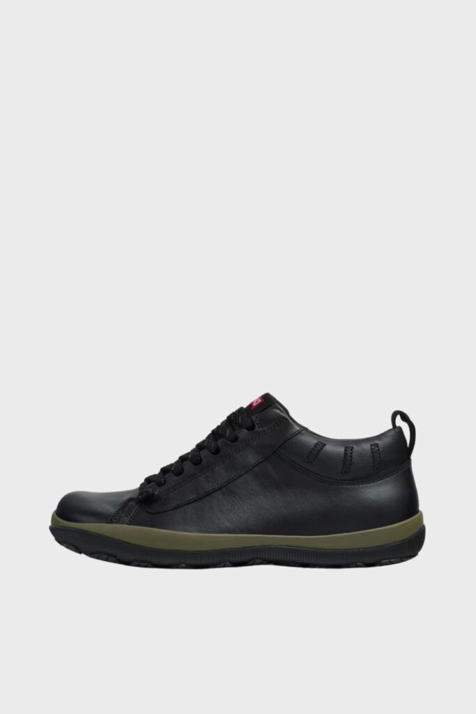 camper peu pista k300285 047 black 4